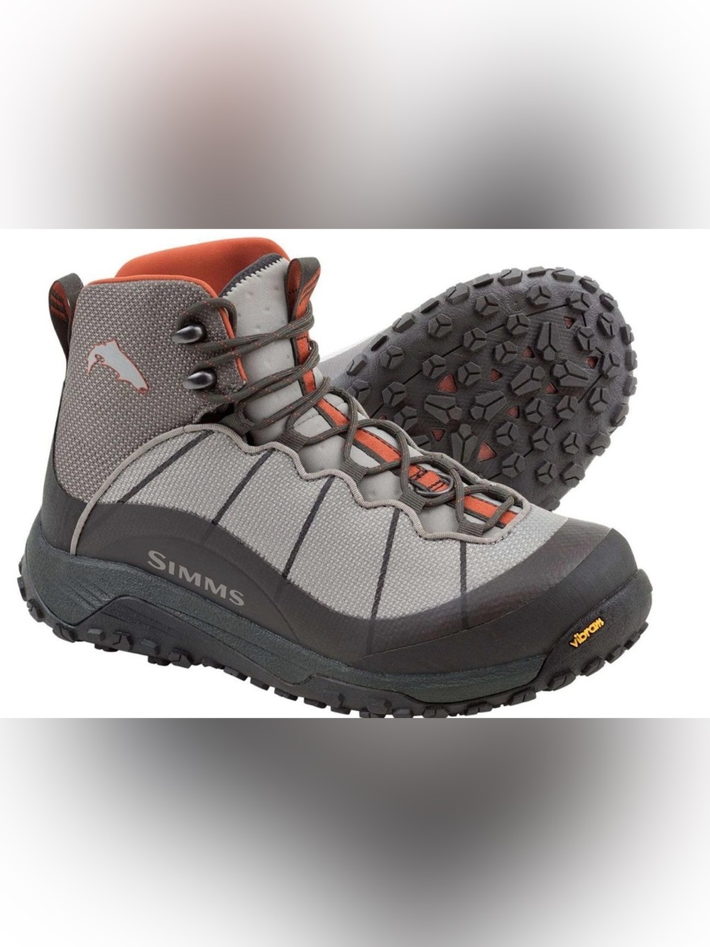 NWOT Simms Women’s Flyweight Wading Boots in Steel Grey